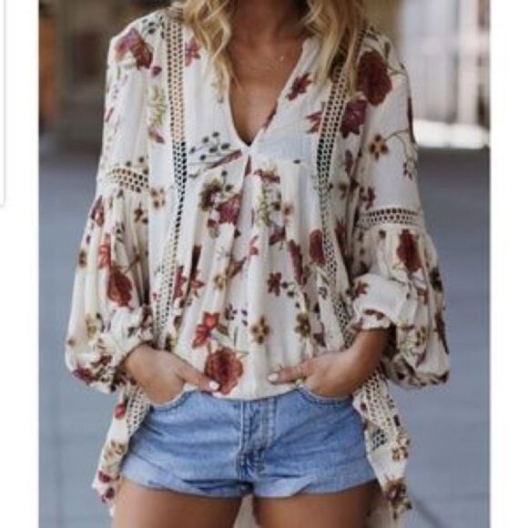 ✨HP✨Max Jean's Boho Marbella Floral Tunic✨ - Picture 1 of 7